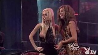 Hot Strip Show and Funny Oral Sex! porn video